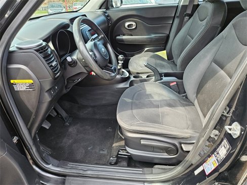 Used 2016 Kia Soul image 11