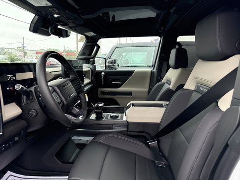 New 2026 GMC Hummer EV 4x4 Crew Cab image 8
