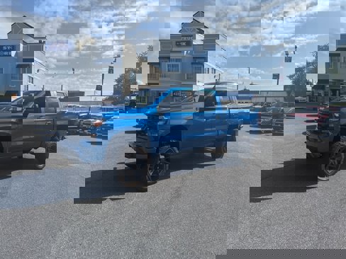 Used 2022 Chevrolet Silverado 1500 Custom image 2