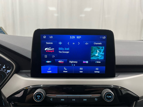Used 2022 Ford Escape SE w/ SE Sport Appearance Package image 26