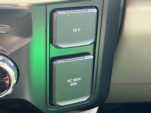 New 2025 Ford F250 Platinum w/ Platinum Plus Package image 33