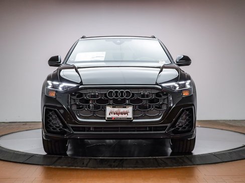 New 2025 Audi Q8 Prestige image 2