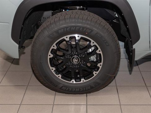 New 2026 Toyota Tundra SR5 image 5