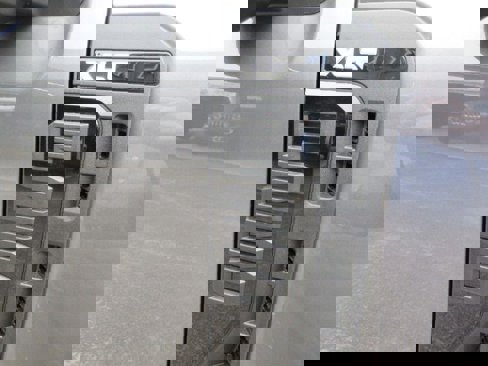 New 2025 Ford F250 XLT w/ Black Appearance Package image 18