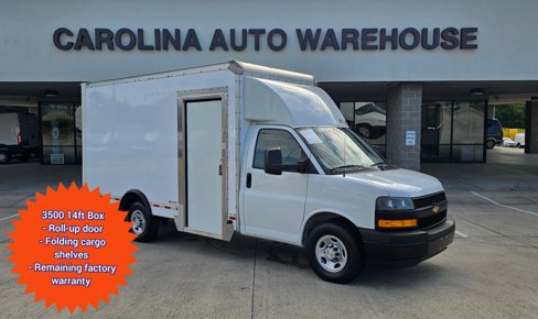 Used 2023 Chevrolet Express 3500 w/ Power Convenience Package image 1