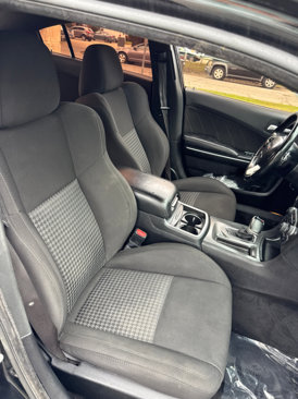 Used 2017 Dodge Charger R/T image 16