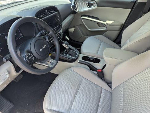 Certified 2023 Kia Soul LX image 19