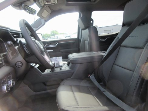 New 2026 GMC Sierra 1500 Denali w/ Denali Reserve Package image 14
