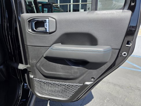 New 2025 Jeep Wrangler Unlimited Rubicon 4xe image 35