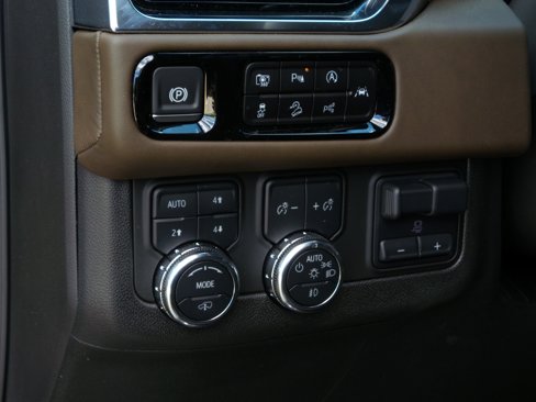 Used 2025 GMC Yukon Denali Ultimate image 20