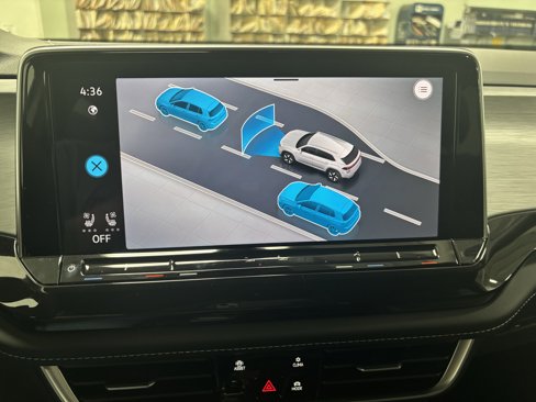 New 2026 Volkswagen Atlas Cross Sport SE image 40
