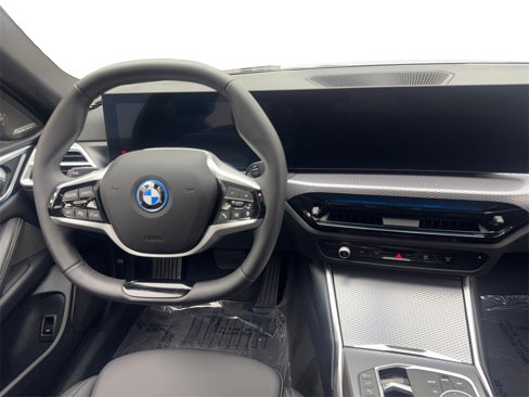Used 2025 BMW i4 eDrive40 w/ Parking Assistance Package image 54