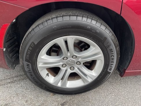 Used 2019 Dodge Charger SXT w/ Leather Interior Group image 9