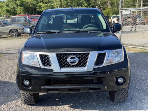 Used 2017 Nissan Frontier Desert Runner image 2