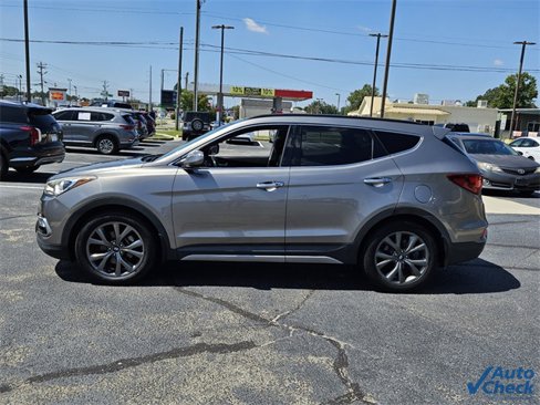 Used 2018 Hyundai Santa Fe Sport w/ Cargo Package image 4