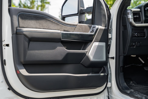 New 2025 Ford F250 Platinum image 45