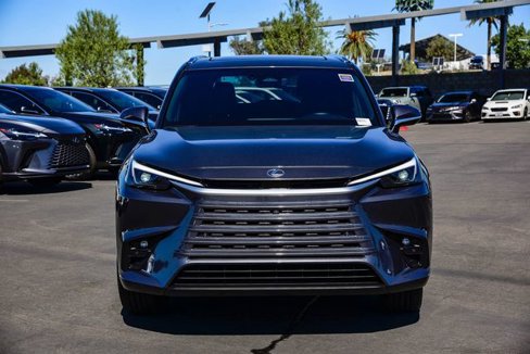 New 2026 Lexus TX 350 AWD image 2