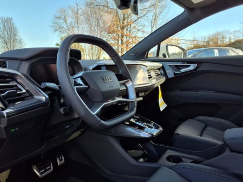 New 2025 Audi Q4 e-tron Premium Plus image 8
