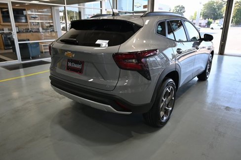 New 2025 Chevrolet Trax LT image 5