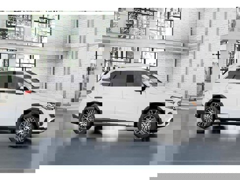 New 2025 Mercedes-Benz GLC 300 image 13