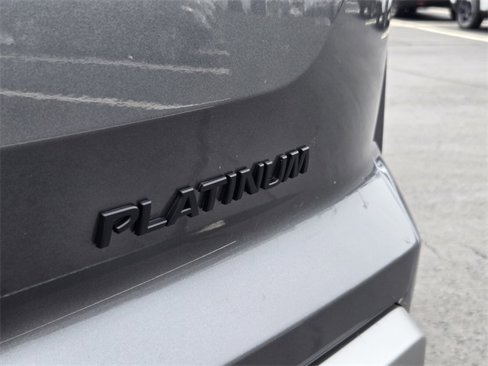 New 2025 Nissan Pathfinder Platinum image 13
