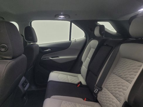 Used 2020 Chevrolet Equinox LS image 18