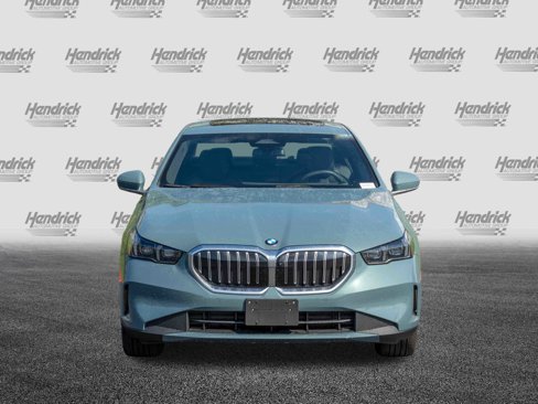 Certified 2025 BMW 530i w/ Premium Package image 3