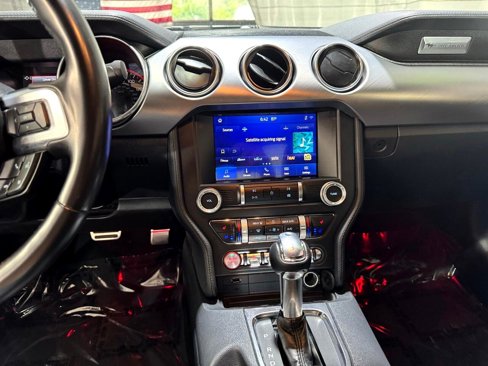 Used 2023 Ford Mustang Premium image 21
