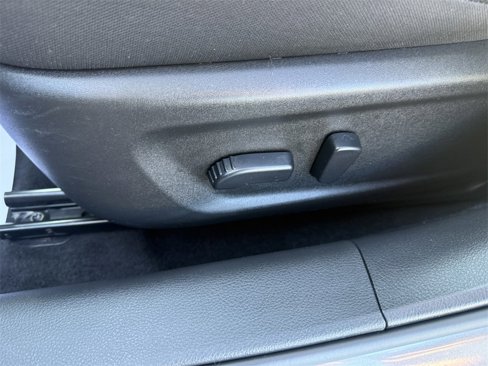 Used 2024 Nissan Altima 2.5 SV image 16