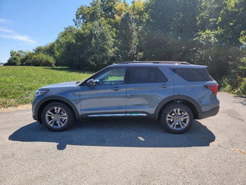 New 2025 Ford Explorer Active image 8