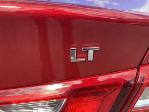 Used 2024 Chevrolet Malibu LT image 29
