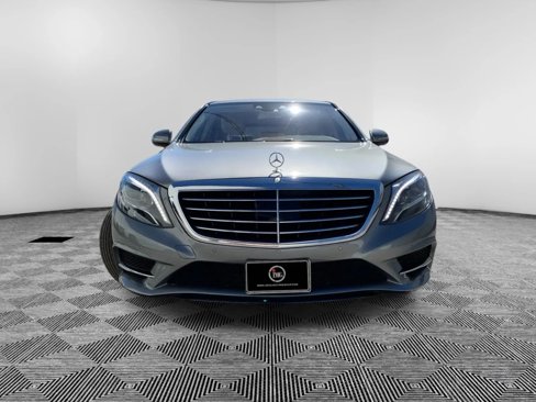 Used 2015 Mercedes-Benz S 550 Sedan image 3