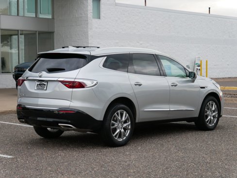 Used 2022 Buick Enclave Premium image 3