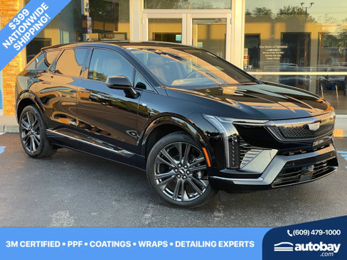 Used 2025 Cadillac Optiq Sport 2 image 1