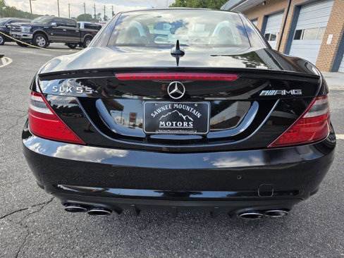 Used 2014 Mercedes-Benz SLK 55 AMG image 4