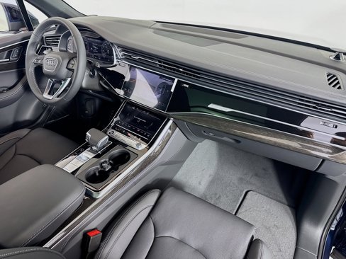 New 2025 Audi Q7 3.0T Prestige image 29