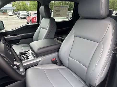 New 2025 Ford F150 Lightning Flash image 25