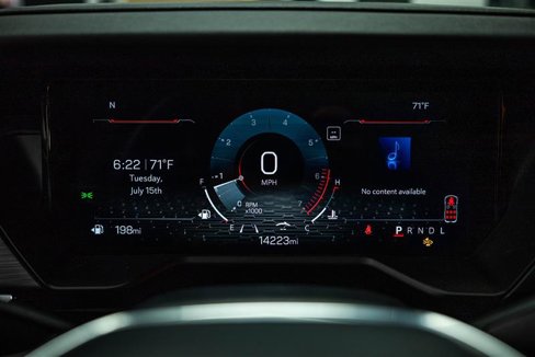 Used 2025 GMC Acadia Elevation image 18