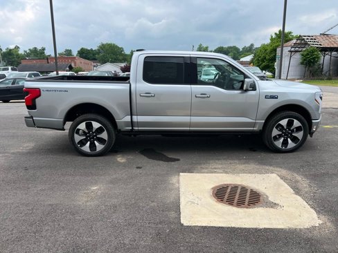 New 2025 Ford F150 Lightning Platinum image 9