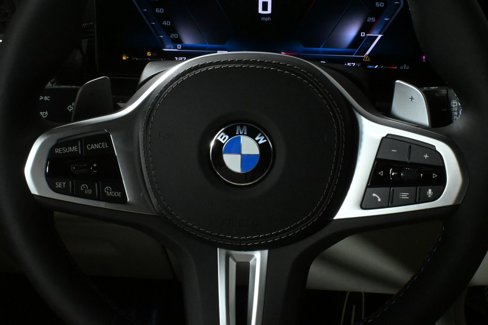 New 2026 BMW X7 M60i image 19