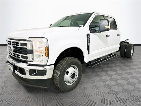 New 2026 Ford F350 4x4 Crew Cab DRW Super Duty image 21