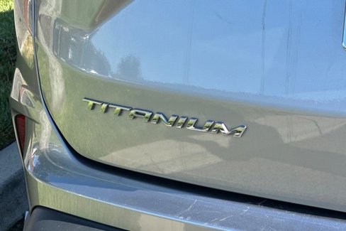 Certified 2022 Ford Edge Titanium image 9