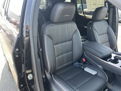 New 2026 Buick Enclave Avenir w/ Super Cruise Package image 26