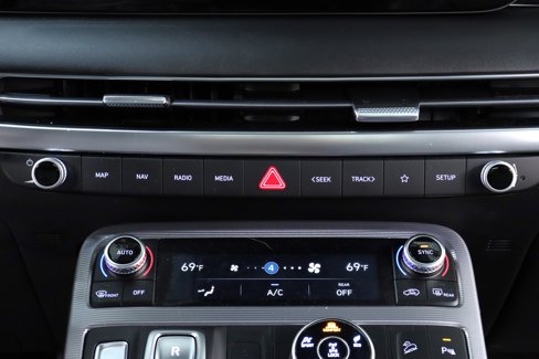 Used 2024 Hyundai Palisade Calligraphy image 13