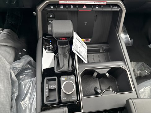 New 2025 Toyota Tundra Limited image 25