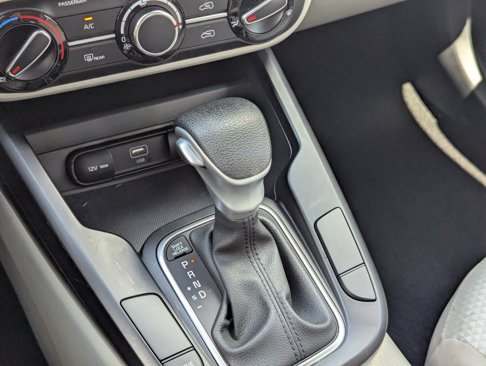 Certified 2023 Kia Soul LX image 28