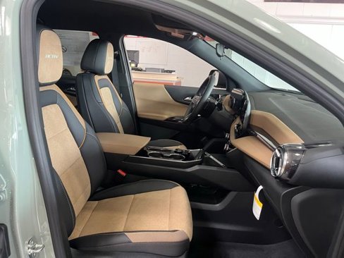New 2026 Chevrolet Equinox ACTIV image 36