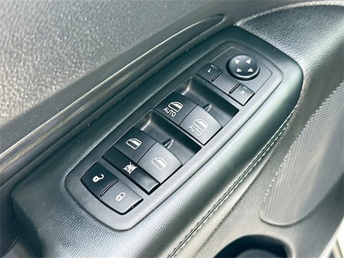 Certified 2024 Dodge Durango SXT image 17