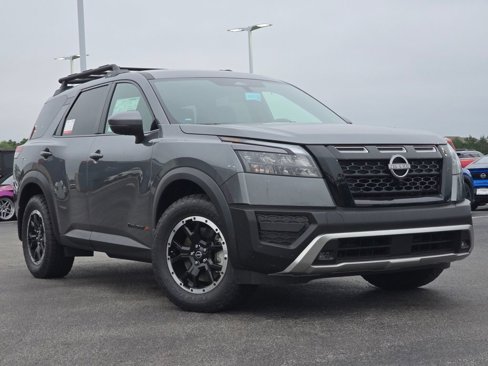 New 2025 Nissan Pathfinder Rock Creek image 2