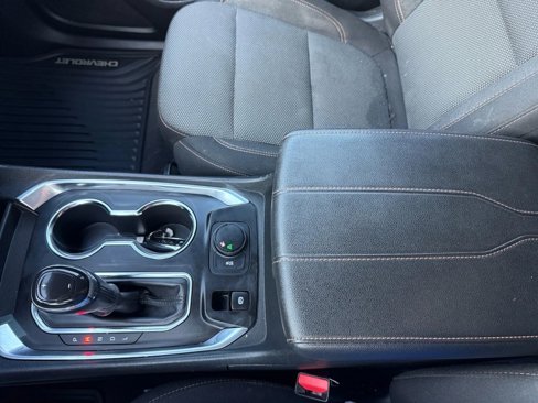 Used 2019 Chevrolet Traverse LT image 25